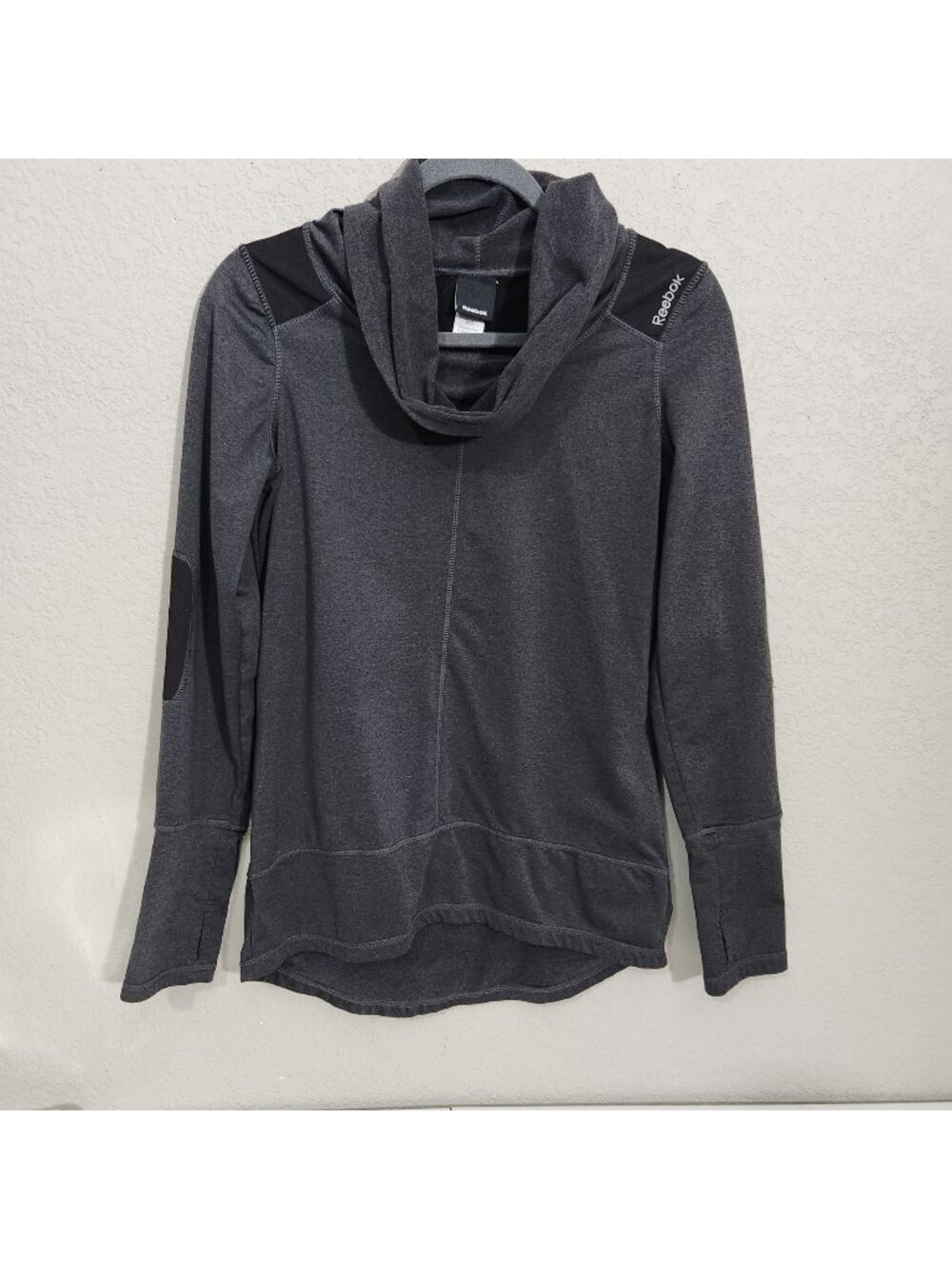 Reebok Gray Long Sleeve Activewear Hoodie Pocket Reflective Details Womens M